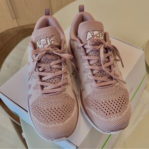 Brand New with Box APL Techloom Pro Shoes in Size 10.5 Mens